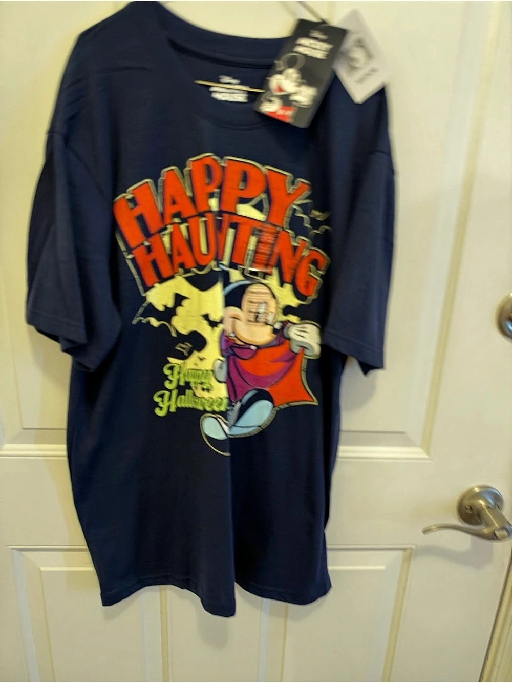 Disney Mickey Mouse Happy Haunting Graphic T-Shirt Graphic Tee Medium